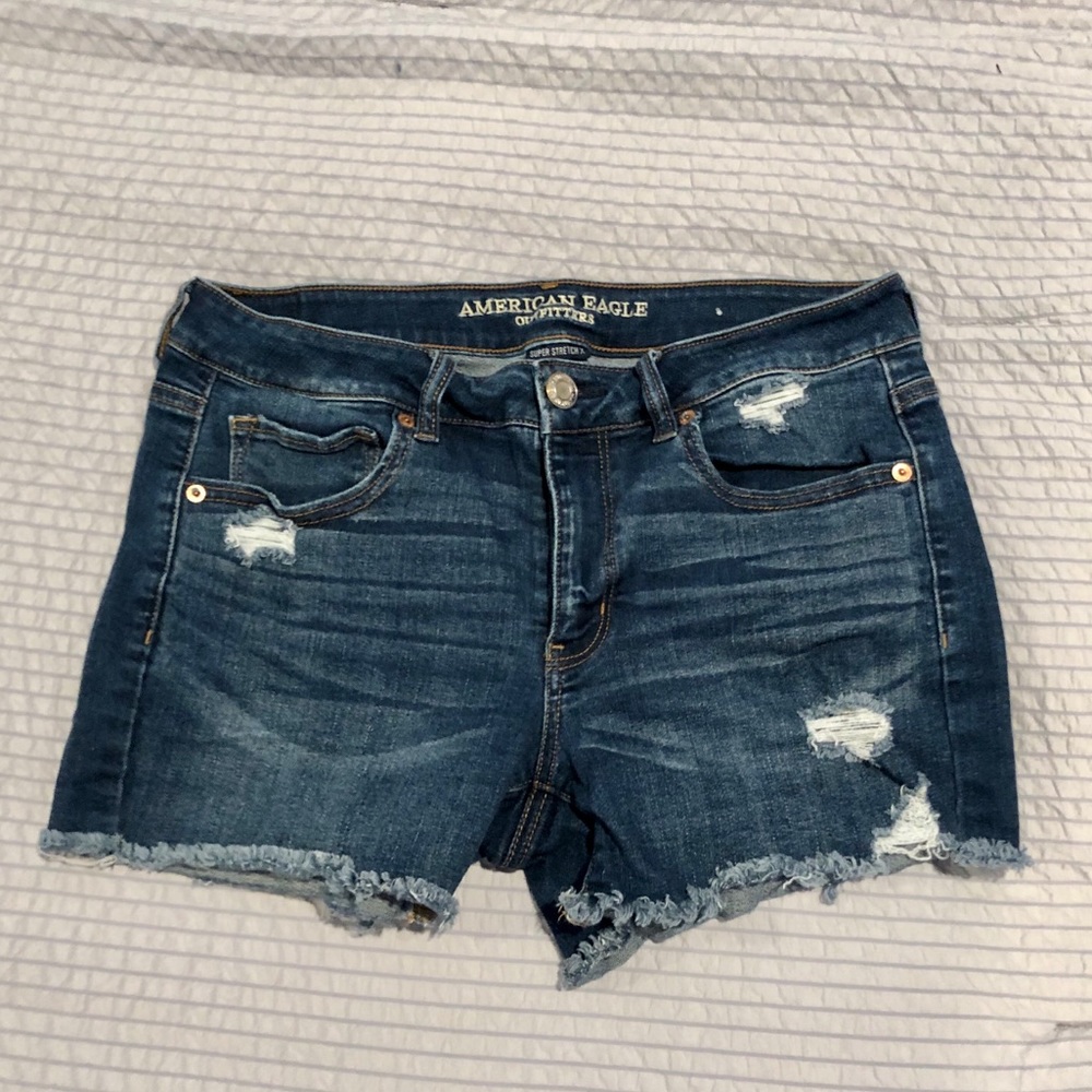 Ripped Midi shorts ☀️